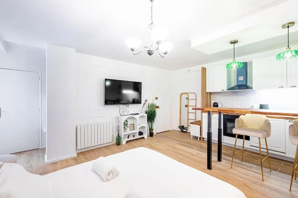 Guestready - Stylish Retreat Near Republique For 2 Apartment Paris 0*,